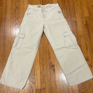 Levi's Women’s 30x32 Light Tan Superlow Cargo Pants